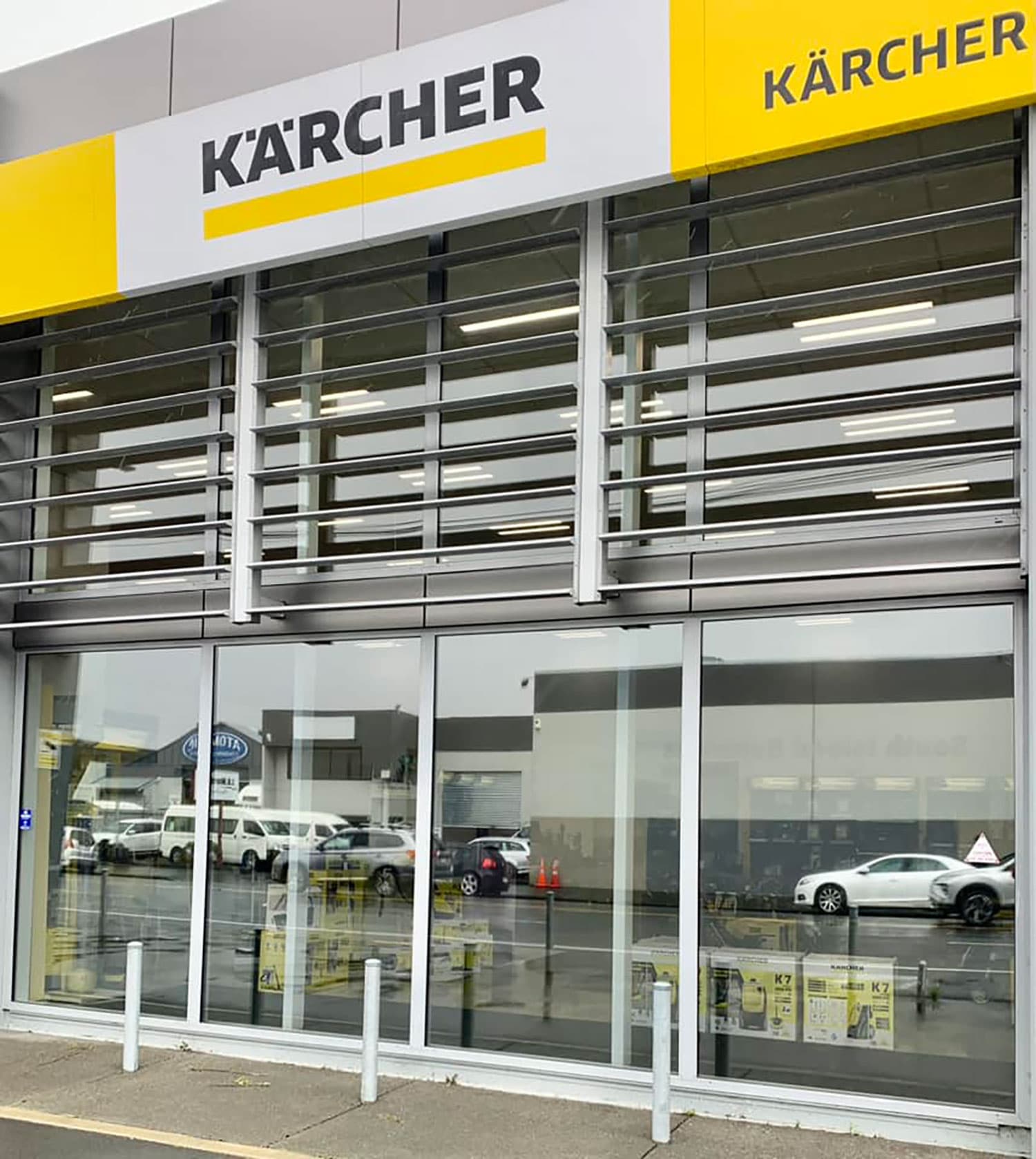 Commercial window tinting project photo 10
