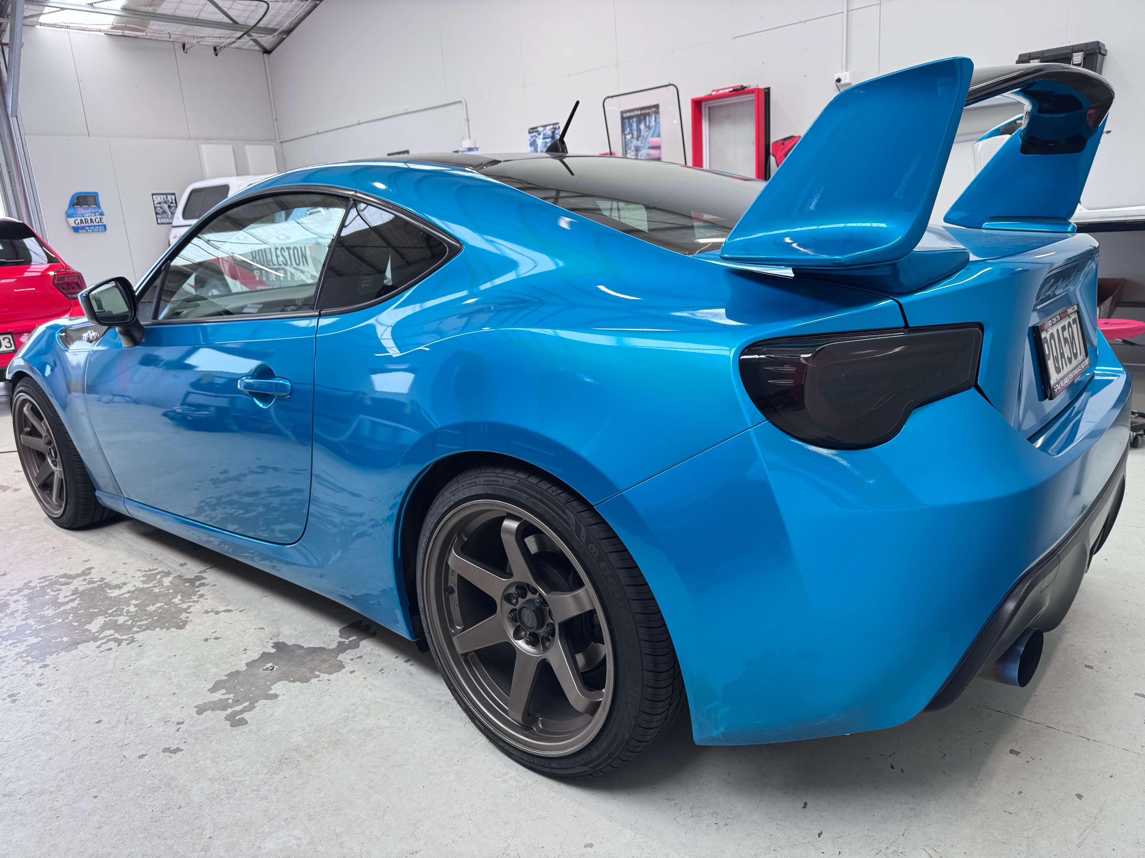 Vehicle wrapping project photo 3