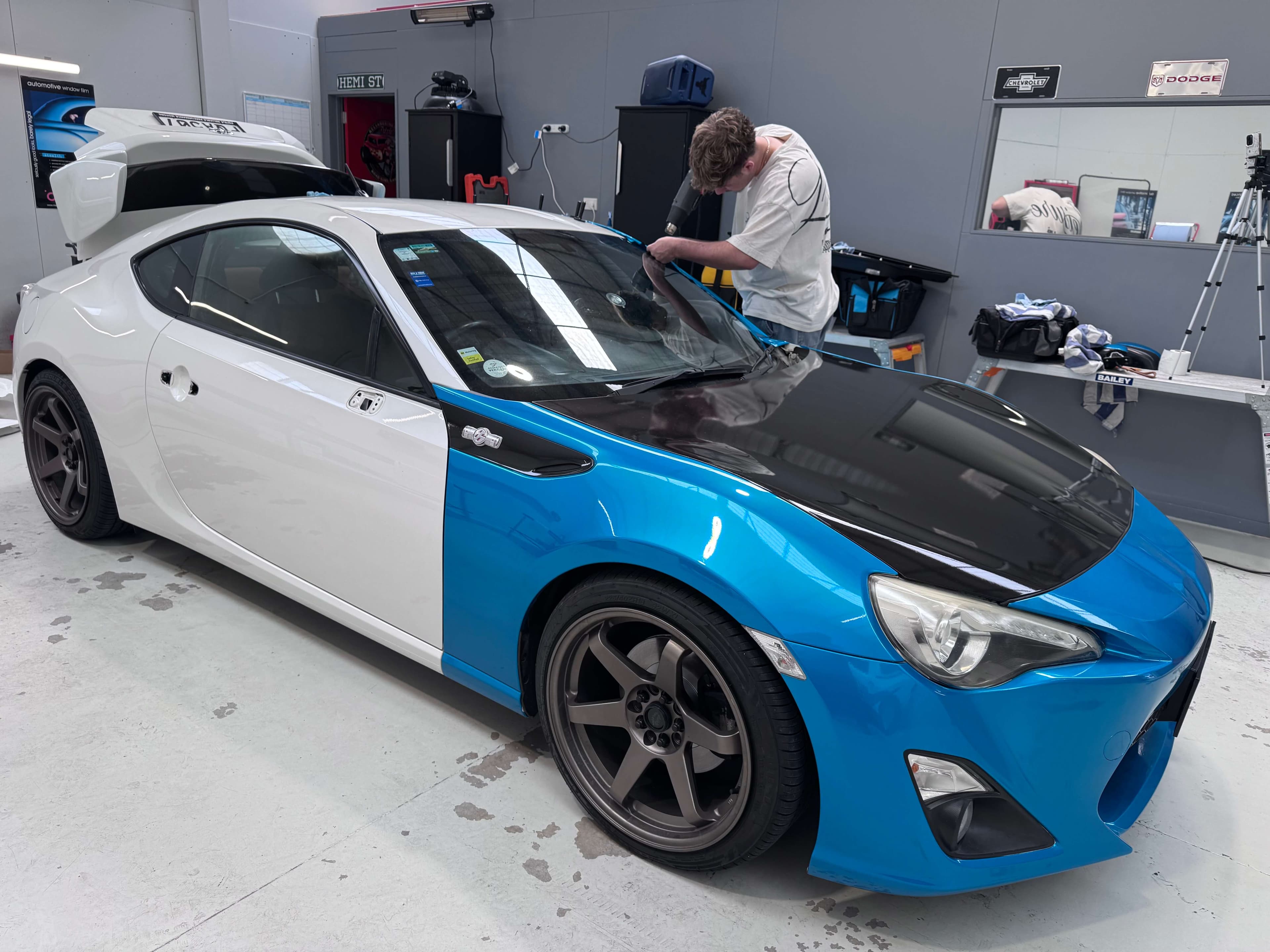 Vehicle wrapping project photo 2